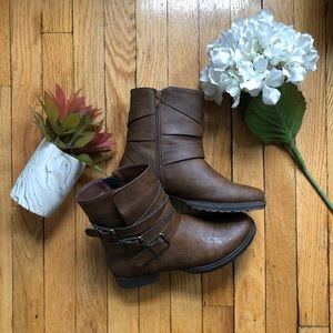 JustFab Brown Motorcycle Boots | Size 8